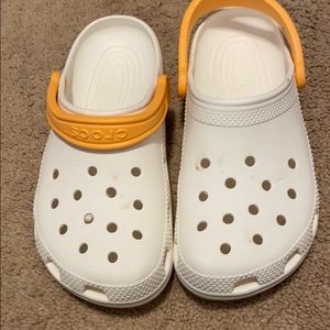 Women’s crocs sz 8